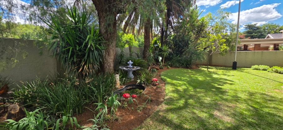 4 Bedroom Property for Sale in Flamwood North West